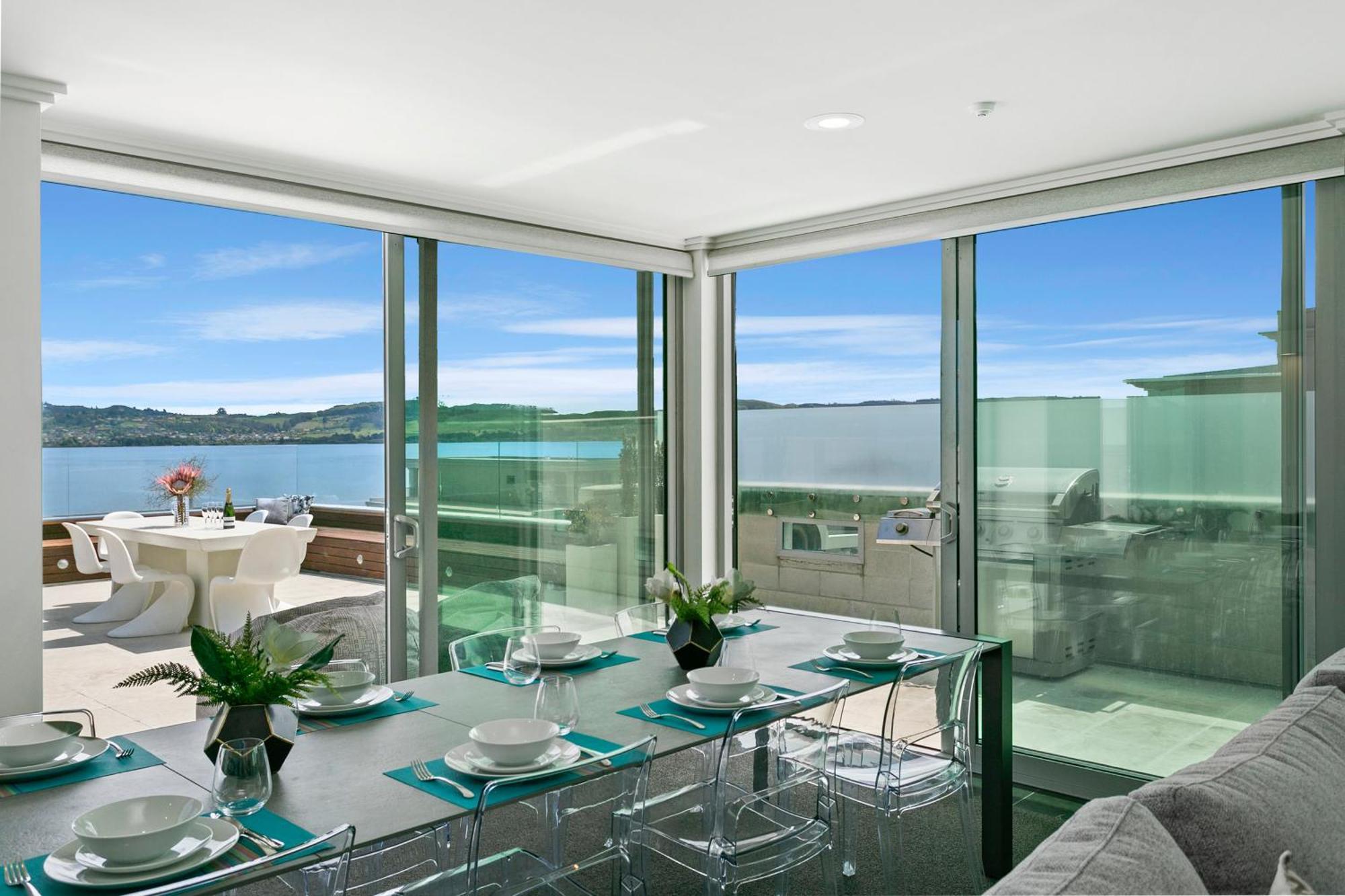 Sacred Waters Taupo Lejlighedshotel Eksteriør billede A penthouse apartment in the complex