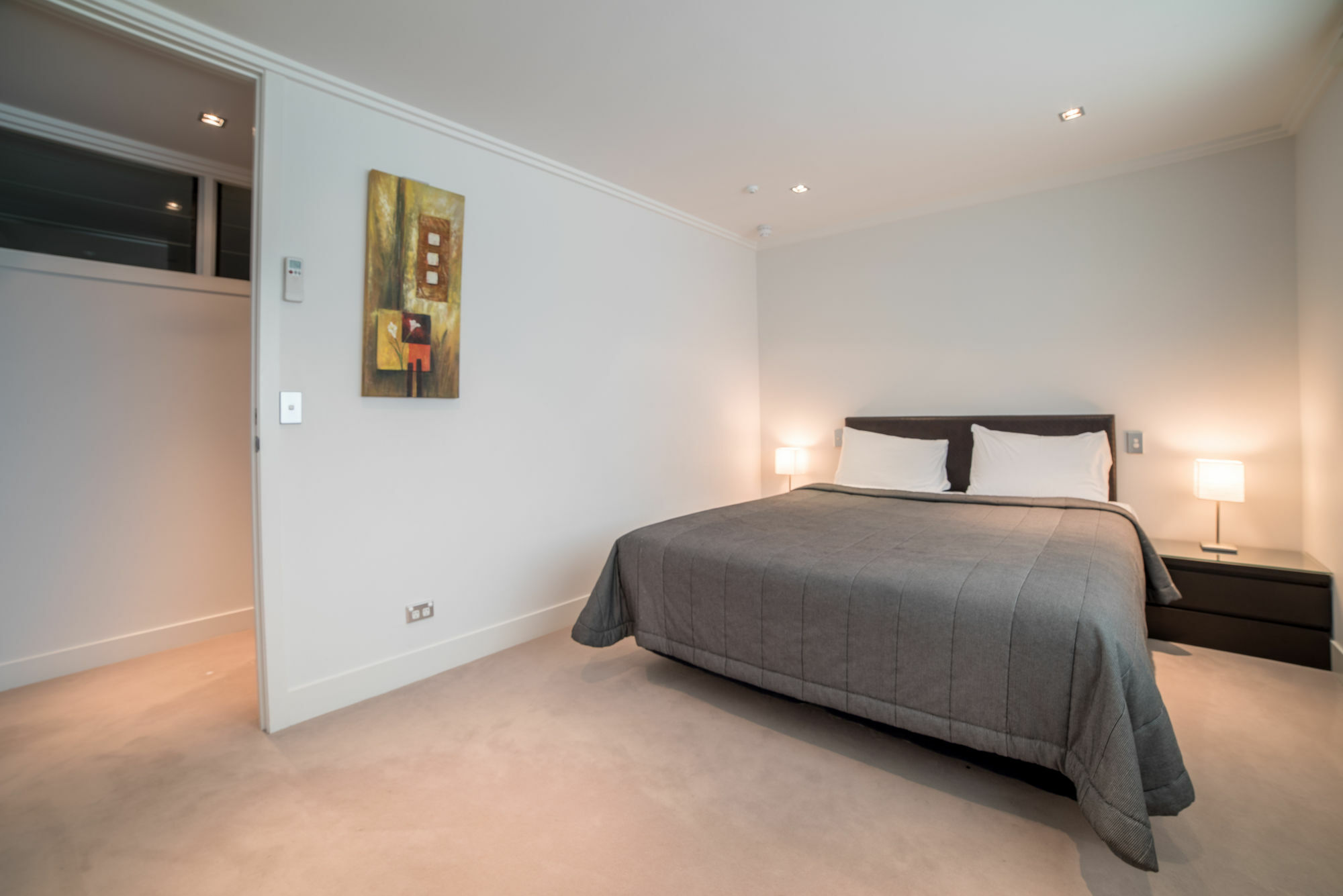 Sacred Waters Taupo Lejlighedshotel Eksteriør billede A bedroom in a serviced apartment